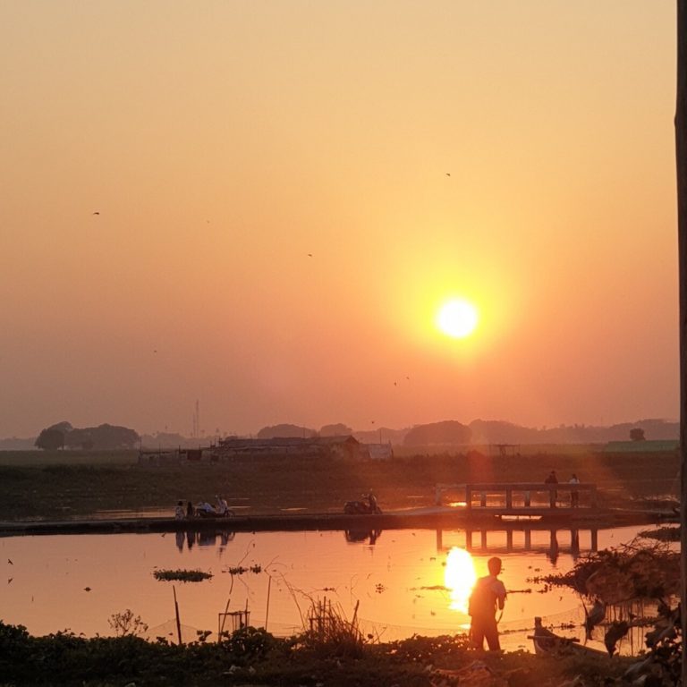 緬甸旅遊。第四天茵萊湖～黑河～曼德勒。烏本橋～世界最大柚木橋【Miss 飛妮】 @極光公主飛妮