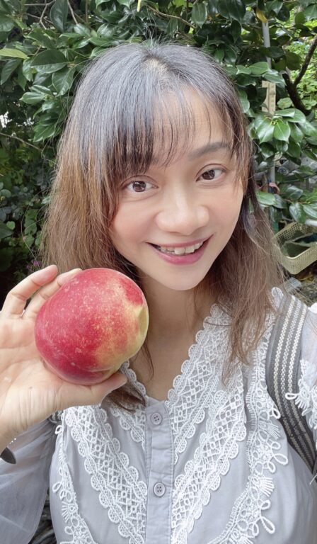 台中環山部落 古錐與曾老闆的水果園  每年六月開始李子水蜜桃梨子甜柿 @極光公主飛妮