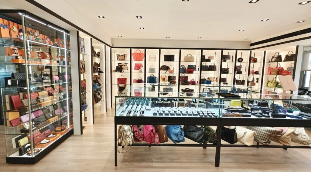 仿冒品滲透東區精品街 「舊愛新歡國際精品」推科學化精品鑒定課程 助業界重建誠信與專業 6 螢幕擷取畫面 2025 11 15 213113